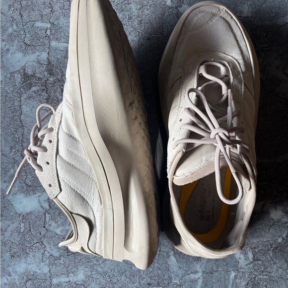 Adidas AdiFOM TRXN wonder beige sneakers - Picture 5 of 8